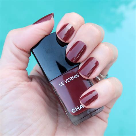 vernis gloss chanel|Chanel nail coat.